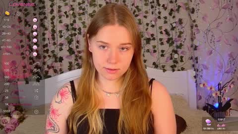 Chloe online show from 02/06/25, 02:37
