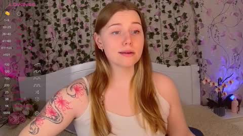 Chloe online show from 02/10/25, 01:33