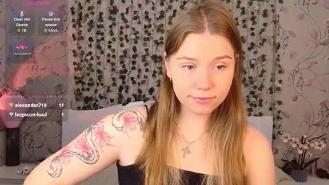 Chloe online show from 10/02/25, 05:03