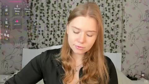 Chloe online show from 10/27/25, 05:22