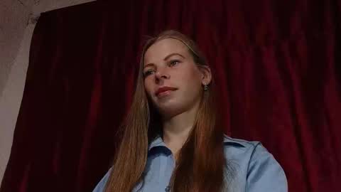 Snapshot of silentpassion567 chatting on 03/21/26, 08:23 JULIANA online show from 03/21/26, 08:23