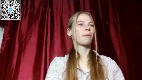 Snapshot of silentpassion567 chatting on 03/25/26, 09:43 JULIANA online show from 03/25/26, 09:43