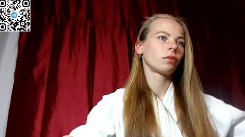 Snapshot of silentpassion567 chatting on 04/19/26, 09:50 JULIANA online show from 04/19/26, 09:50