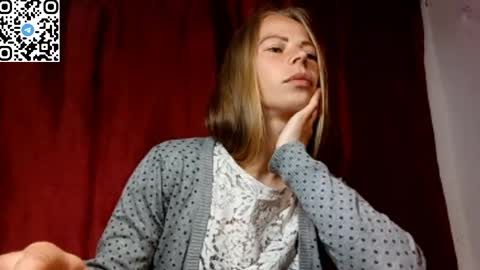 Snapshot of silentpassion567 chatting on 05/23/26, 11:53 JULIANA online show from 05/23/26, 11:53