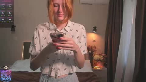 Call me Mia online show from 09/15/25, 03:34