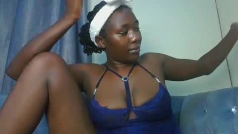Snapshot of silky_aura chatting on 05/31/26, 07:59 Memoo online show from 05/31/26, 07:59