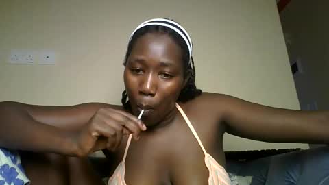 Snapshot of silky_aura chatting on 06/08/26, 05:46 Memoo online show from 06/08/26, 05:46