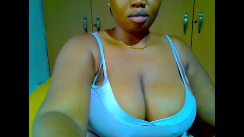 Caramel online show from 10/21/25, 08:04