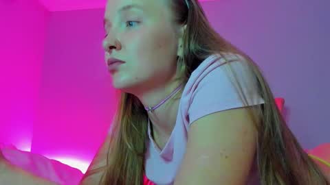 Mila online show from 09/12/25, 07:58