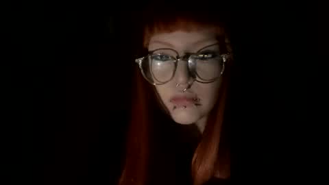Mia online show from 03/08/26, 01:03
