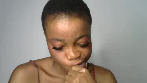 Snapshot of silm_baddie14 chatting on 05/05/26, 08:22 slim daddie14 online show from 05/05/26, 08:22