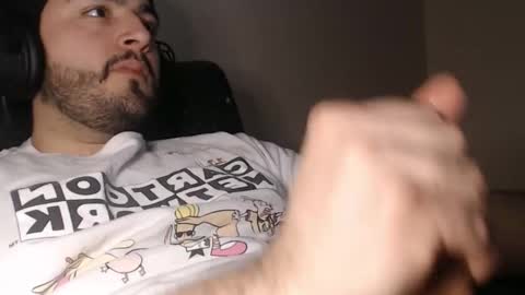 Snapshot of silva1018 chatting on 02/15/25, 07:16 Alvaro online show from 02/15/25, 07:16