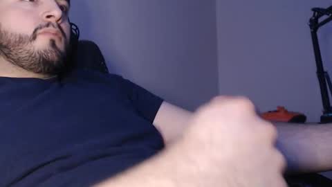 Snapshot of silva1018 chatting on 02/23/25, 07:44 Alvaro online show from 02/23/25, 07:44