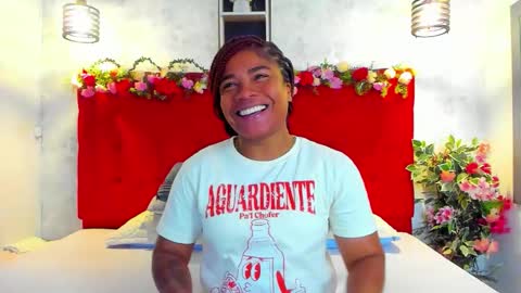 Snapshot of silvannafit chatting on 03/24/26, 11:37 Silvana Fit online show from 03/24/26, 11:37
