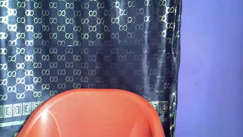 Snapshot of silver_baby06 chatting on 11/08/25, 07:12 silver baby06 online show from 11/08/25, 07:12