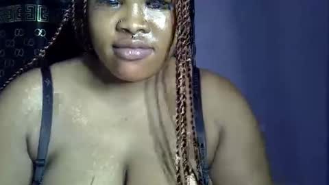 Snapshot of silver_baby06 chatting on 11/13/25, 08:08 silver baby06 online show from 11/13/25, 08:08