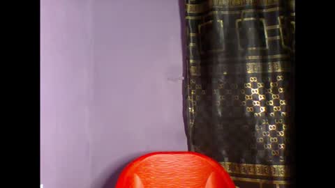 Snapshot of silver_baby06 chatting on 11/21/25, 08:07 silver baby06 online show from 11/21/25, 08:07