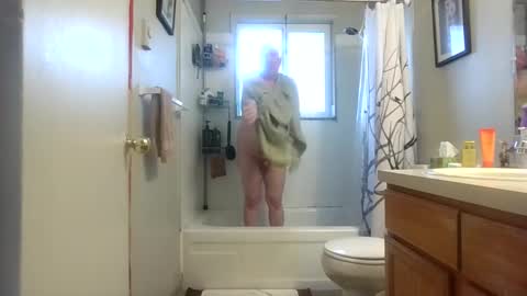 silverdragon70 online show from 09/29/25, 06:35