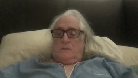 Snapshot of silverliam chatting on 09/19/25, 07:21 Liam online show from 09/19/25, 07:21