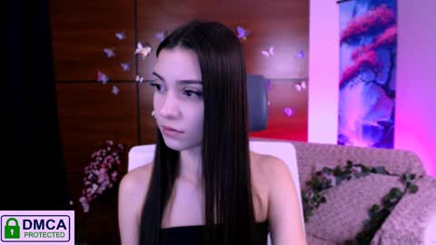 Snapshot of silvia_queen1 chatting on 12/05/24, 08:55 Silvia nude in pvt  online show from 12/05/24, 08:55