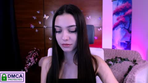 Snapshot of silvia_queen1 chatting on 12/06/24, 12:02 Silvia nude in pvt  online show from 12/06/24, 12:02