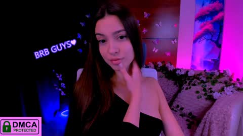 Snapshot of silvia_queen1 chatting on 12/11/24, 12:12 Silvia nude in pvt  online show from 12/11/24, 12:12