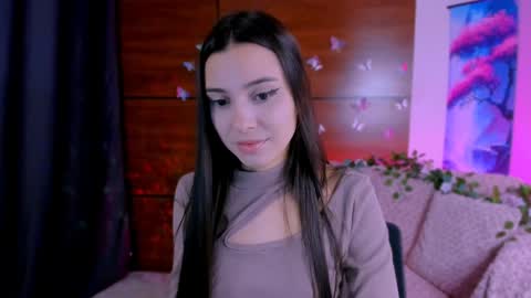 Snapshot of silvia_queen1 chatting on 12/19/24, 09:06 Silvia nude in pvt  online show from 12/19/24, 09:06