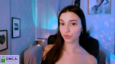 Snapshot of silvia_queen1 chatting on 12/22/24, 11:52 Silvia nude in pvt  online show from 12/22/24, 11:52
