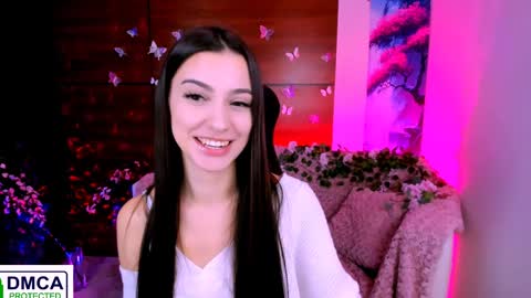Snapshot of silvia_queen1 chatting on 12/28/24, 12:57 Silvia nude in pvt  online show from 12/28/24, 12:57