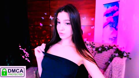 Snapshot of silvia_queen1 chatting on 01/07/25, 12:13 Silvia nude in pvt  online show from 01/07/25, 12:13