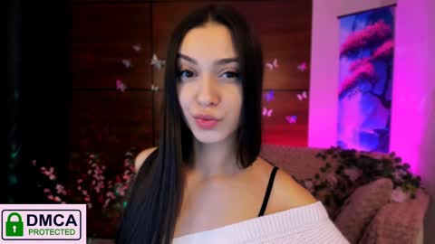 Snapshot of silvia_queen1 chatting on 01/07/25, 09:57 Silvia nude in pvt  online show from 01/07/25, 09:57