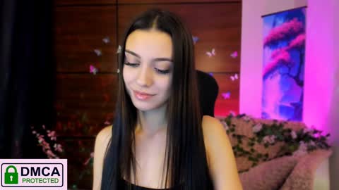 Snapshot of silvia_queen1 chatting on 01/08/25, 01:00 Silvia nude in pvt  online show from 01/08/25, 01:00