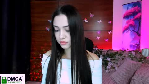 Snapshot of silvia_queen1 chatting on 02/02/25, 08:30 Silvia nude in pvt  online show from 02/02/25, 08:30