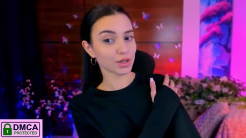 Snapshot of silvia_queen1 chatting on 02/10/25, 12:08 Silvia nude in pvt  online show from 02/10/25, 12:08