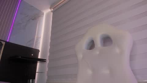 silvia online show from 01/27/25, 05:58