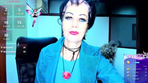Silvia Wallec online show from 01/14/25, 04:18