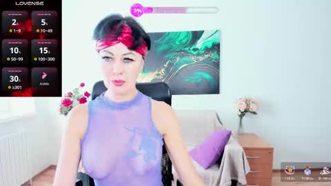 Snapshot of silvia_wallec chatting on 10/30/25, 06:48 Silvia Wallec online show from 10/30/25, 06:48