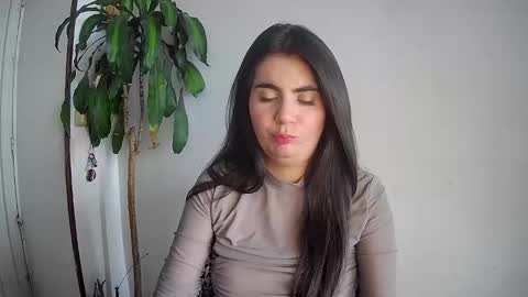 Silvie online show from 01/07/25, 08:31