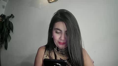 Silvie online show from 02/16/25, 10:54