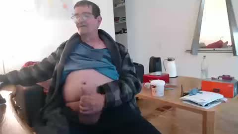 Snapshot of silvioausluzernch2 chatting on 03/11/26, 07:03 silvioausluzernCH2 online show from 03/11/26, 07:03