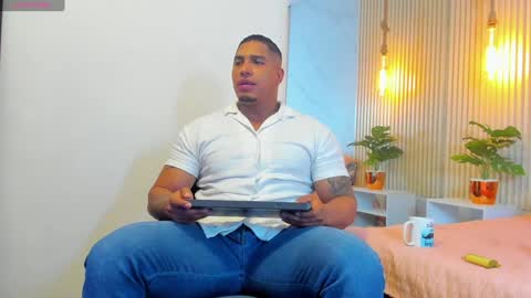 simeone_panda online show from 01/12/25, 12:33