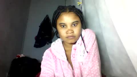 Snapshot of simirna98 chatting on 06/06/26, 07:51 simirna98 online show from 06/06/26, 07:51