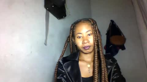Snapshot of simirna98 chatting on 06/07/26, 07:56 simirna98 online show from 06/07/26, 07:56