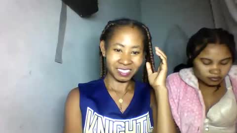 Snapshot of simirna98 chatting on 06/07/26, 08:01 simirna98 online show from 06/07/26, 08:01