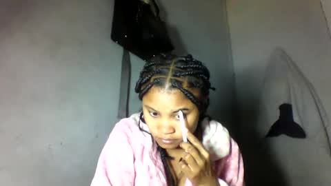 Snapshot of simirna98 chatting on 06/09/26, 09:32 simirna98 online show from 06/09/26, 09:32
