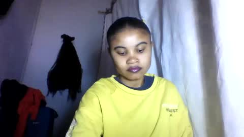 Snapshot of simirna98 chatting on 06/13/26, 10:02 simirna98 online show from 06/13/26, 10:02