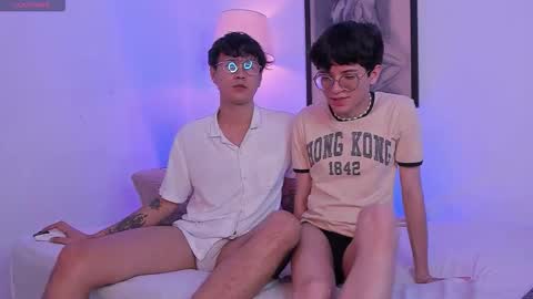 Snapshot of simon_bane01 chatting on 11/24/25, 11:48 Little Sunshine online show from 11/24/25, 11:48