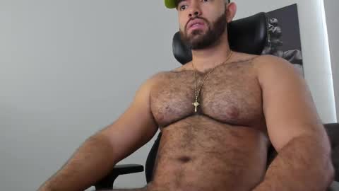 simon_leon01 online show from 03/03/26, 01:39