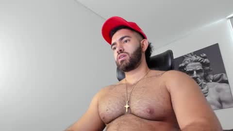 simon_leon01 online show from 05/28/26, 10:07