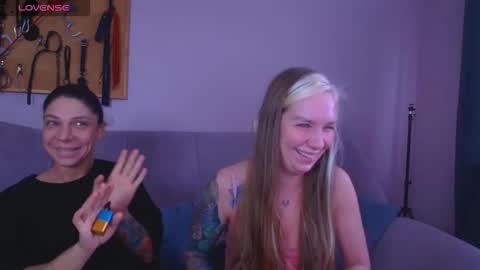 simona_moonshine online show from 11/24/25, 09:20